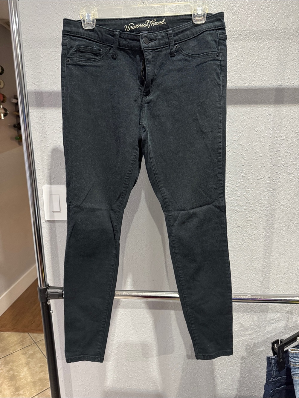 Universal Thread Black Mid-Rise Slim Jeggings